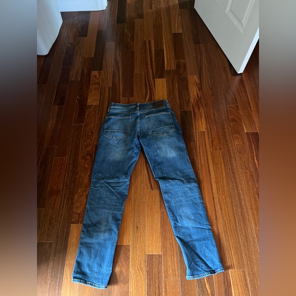 Devil Dog Dungarees Men’s Athletic Stretch jeans sz 30/32 in light wash. - Picture 3 of 3